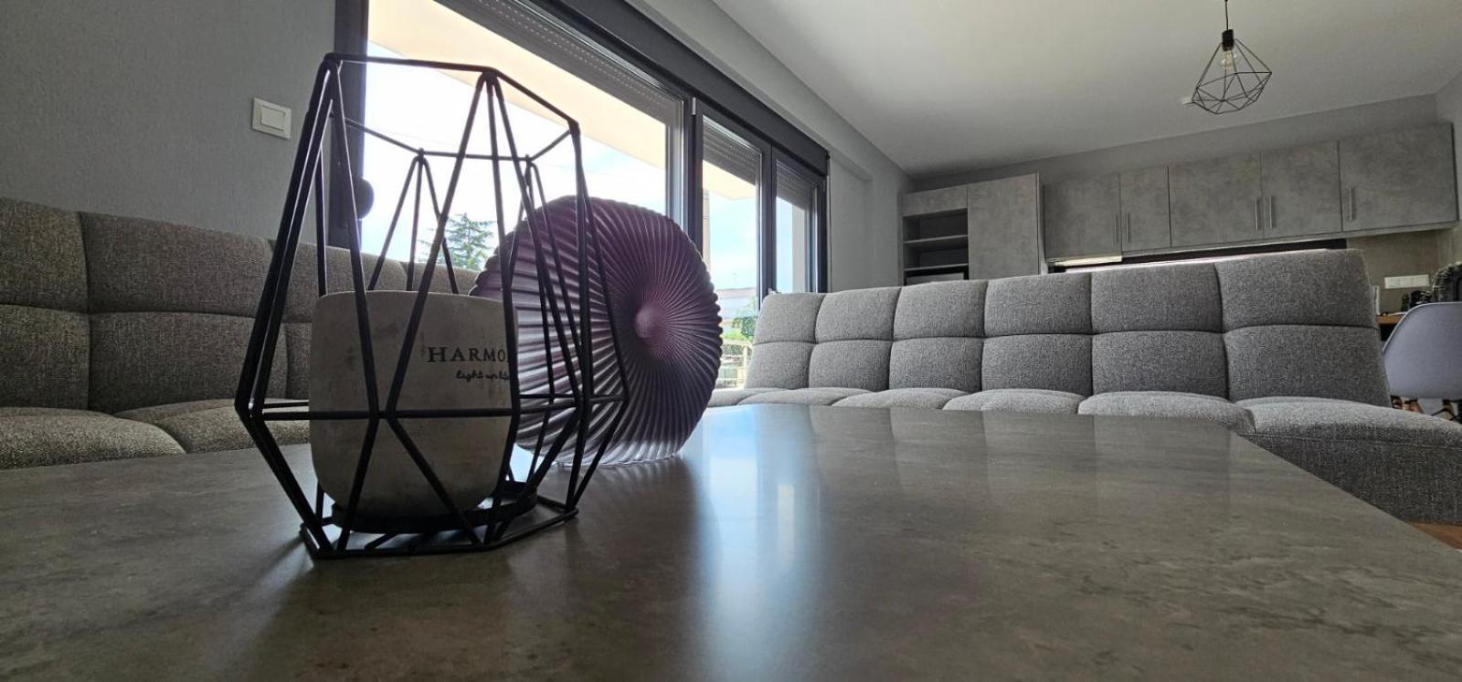 Elinor Apartments Флогита Екстериор снимка