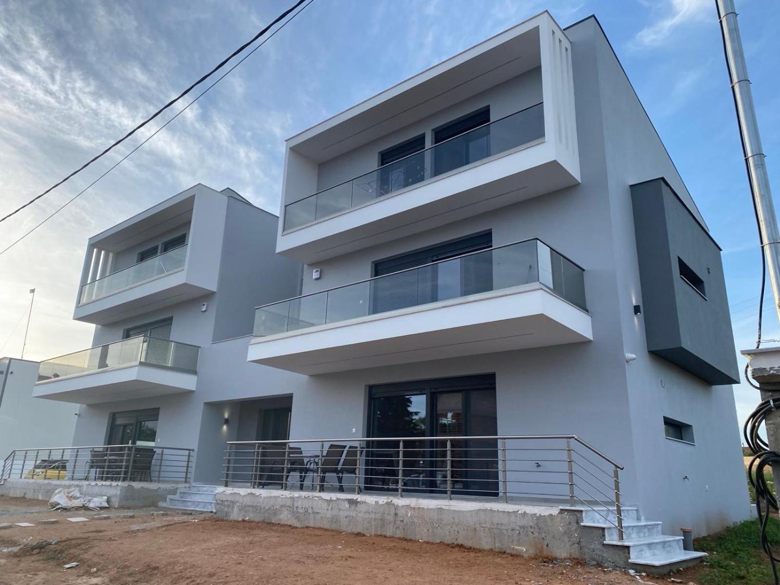 Elinor Apartments Флогита Екстериор снимка