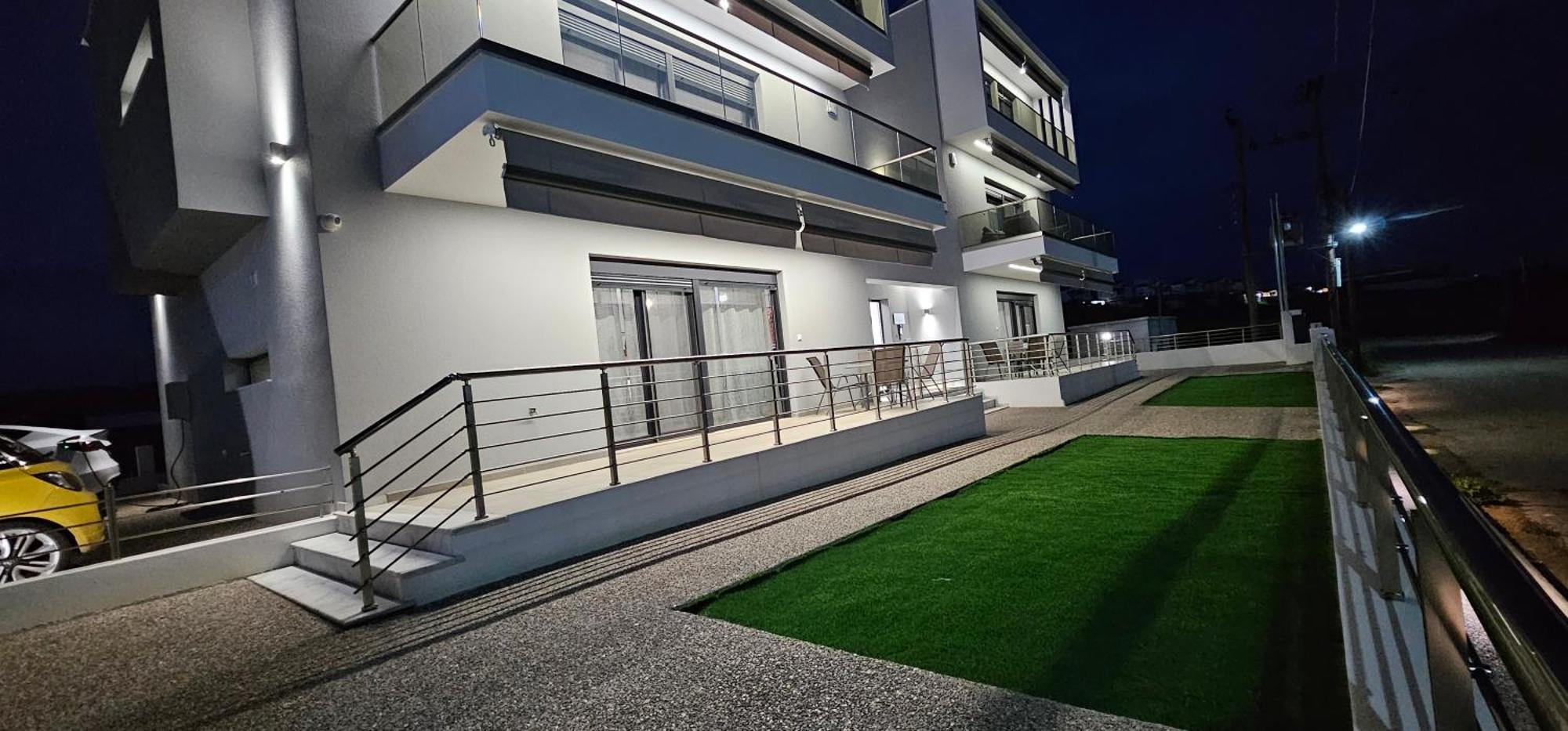 Elinor Apartments Флогита Екстериор снимка