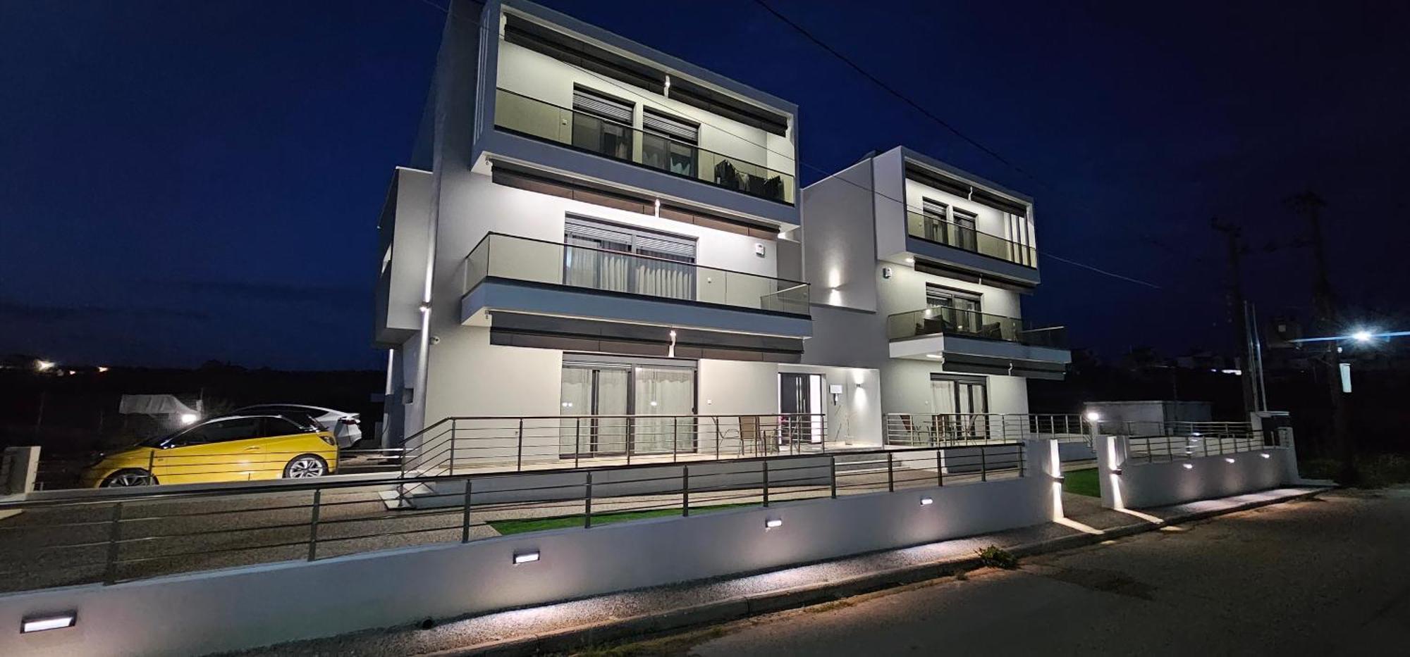 Elinor Apartments Флогита Екстериор снимка