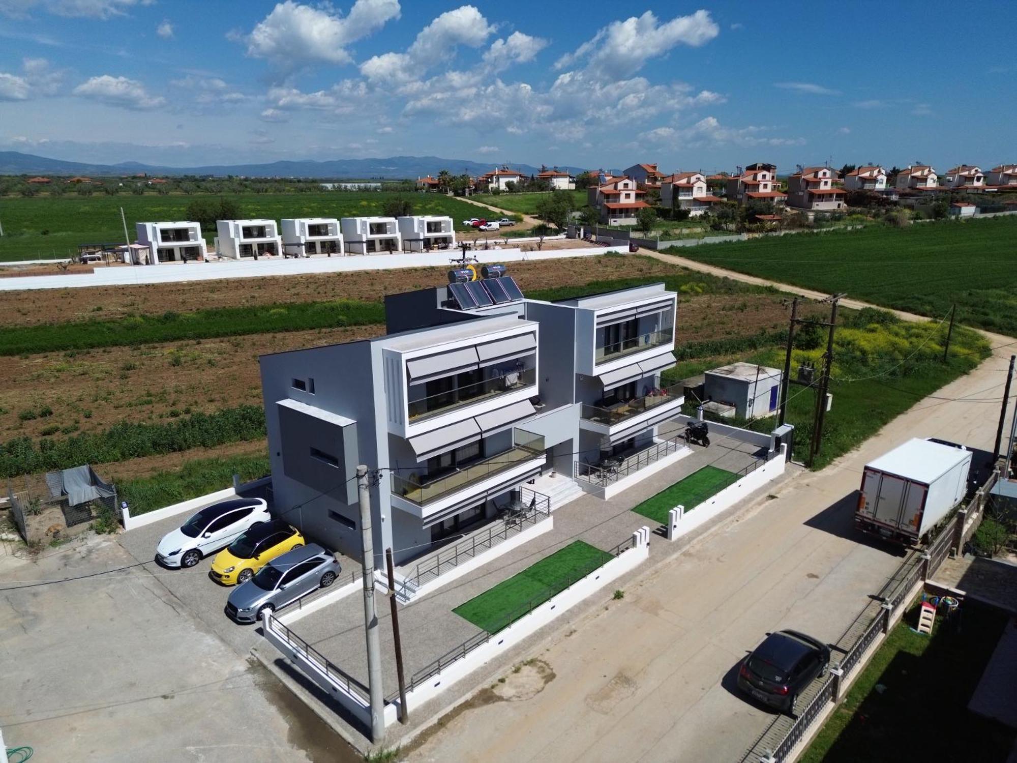 Elinor Apartments Флогита Екстериор снимка